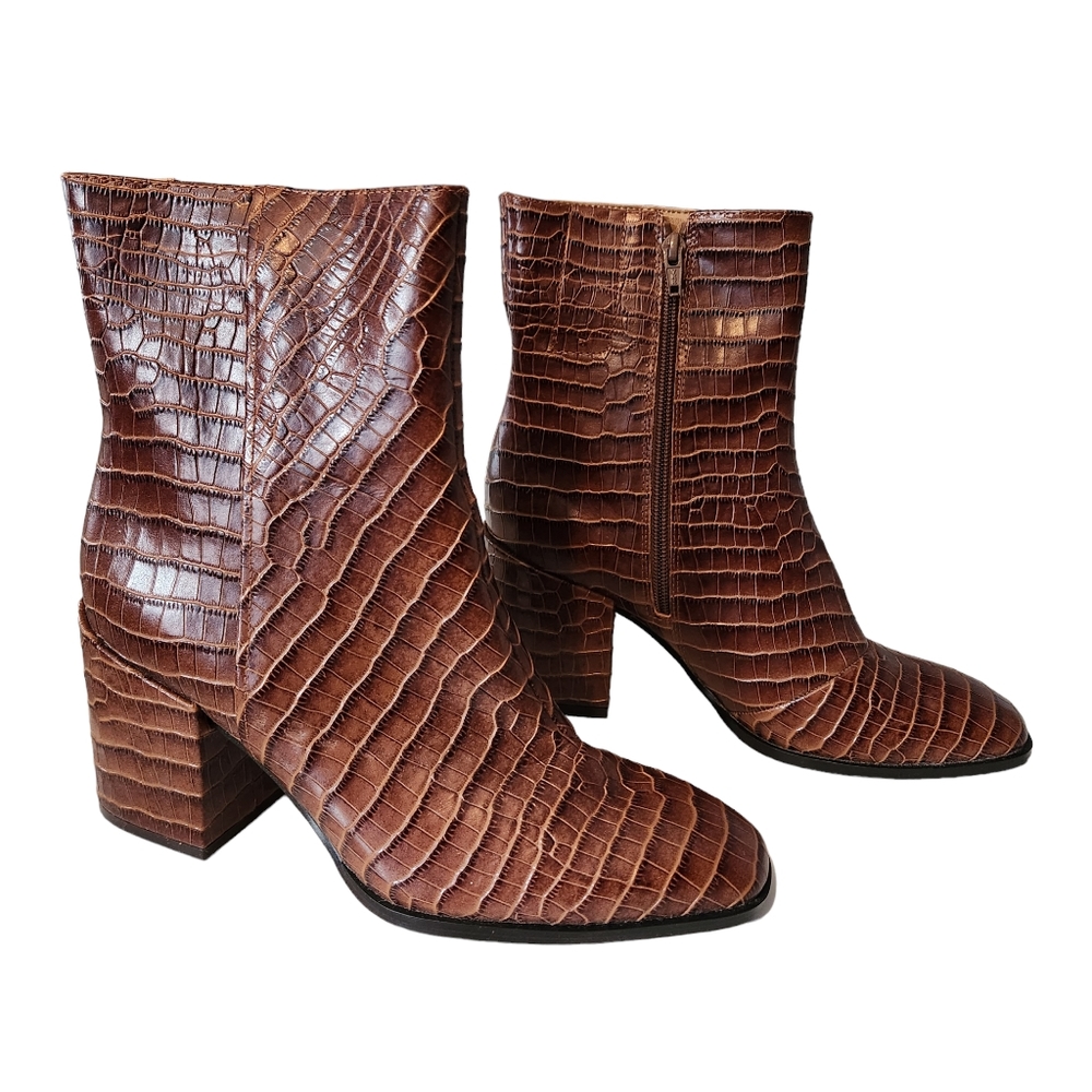 Vionic Brown Croc-Embossed Ankle Boots